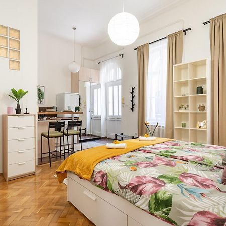 Cosmopolitan Studio - Chic Getaway In A Fancy Neighbourhood Budapest Eksteriør bilde