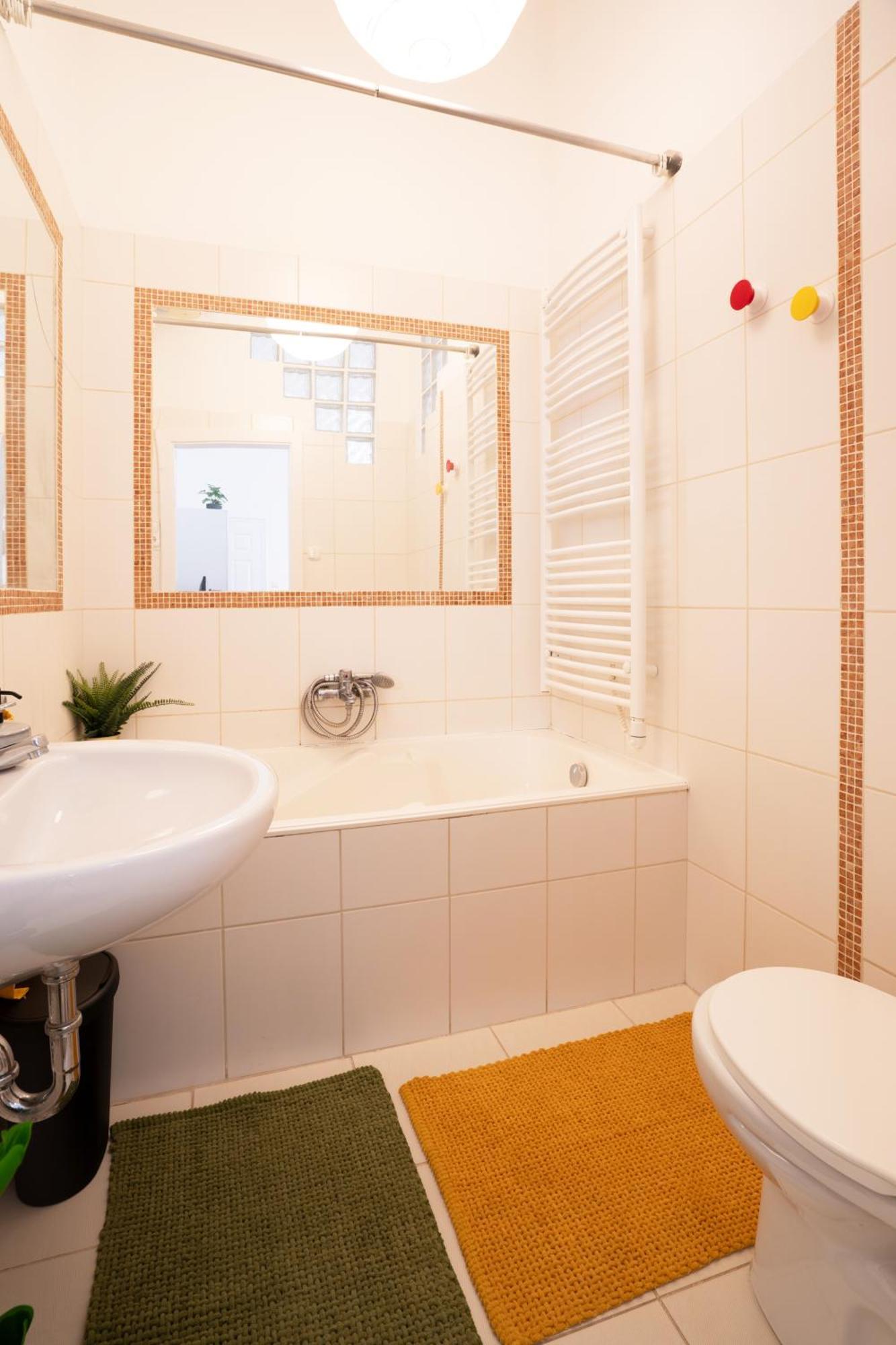 Cosmopolitan Studio - Chic Getaway In A Fancy Neighbourhood Budapest Eksteriør bilde